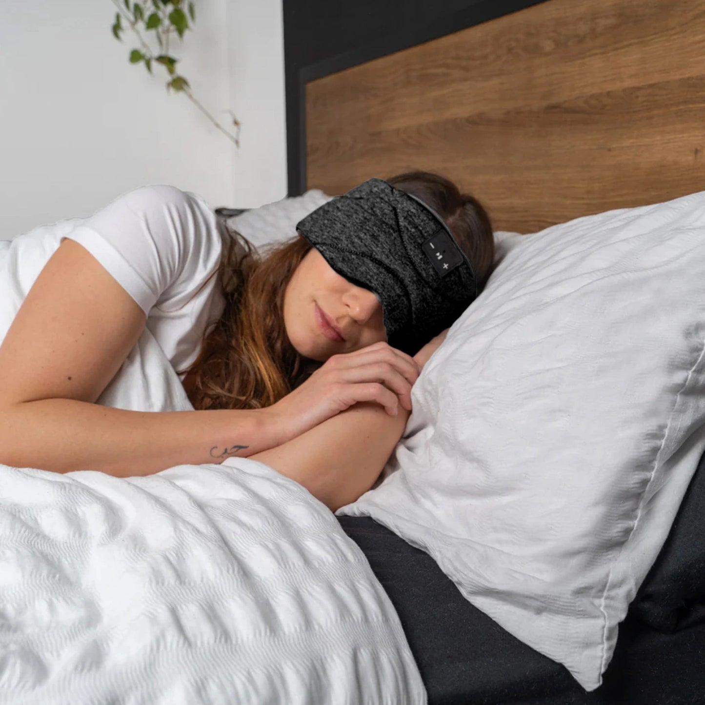 SleepSense - Sleep Mask Headphones - Simplyluxuria